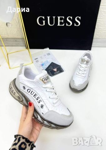 Дамски маратонки Guess , снимка 1 - Маратонки - 45915025