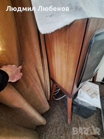 Стари телевизори единият е Мургаш , снимка 8 - Антикварни и старинни предмети - 52227127