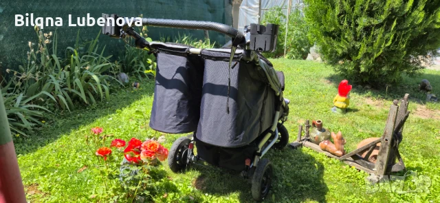 Количка за близнаци Mountain Buggy, снимка 7 - Детски колички - 50730236