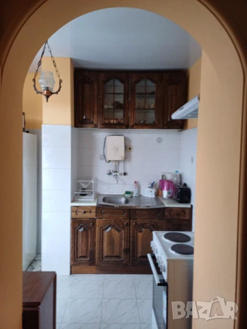 Апартамент Търговище продавам просторен център обзаведен гараж, снимка 3 - Апартаменти - 50918996