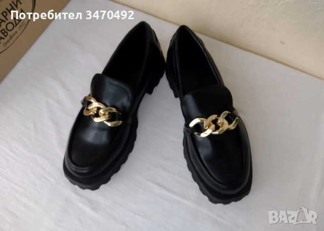 Дамски черни лофъри , снимка 2 - Дамски ежедневни обувки - 51977499