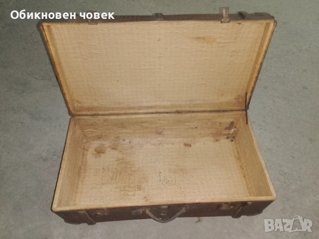 Голям ретро-куфар, снимка 3 - Антикварни и старинни предмети - 54140089