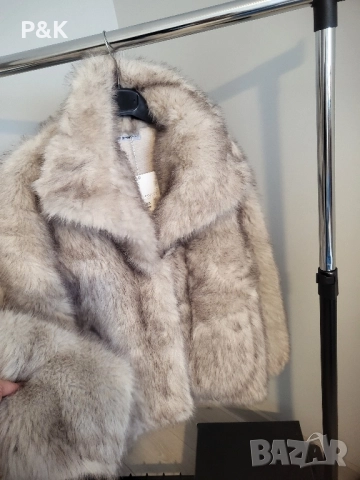 Пухкаво палто от еко косъм, снимка 2 - Палта, манта - 52371862