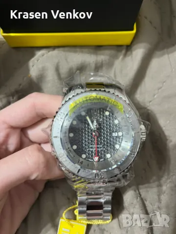 Invicta Резерв про дайвър Hydromax GMT автоматичен , снимка 1 - Мъжки - 47542448