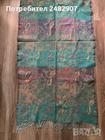 Дамски шал, снимка 8 - Шалове - 53777127