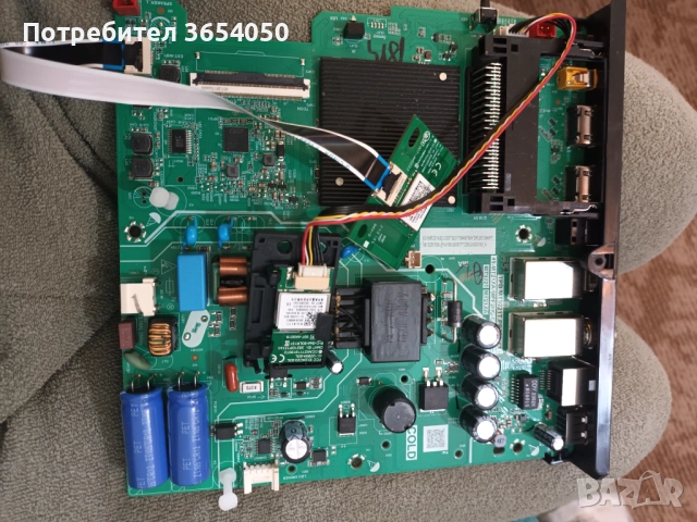 Работеща основна платка от TCL32инча, снимка 2 - Части и Платки - 52495371