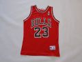 баскетболен потник chicago bulls jordan nba champion vintage екип тениска оригинал спорт S , снимка 1 - Спортни дрехи, екипи - 45845890