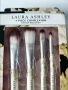 LAURA ASHLEY Комплект от 4 четки за грим, снимка 3