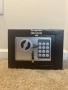 Продавам електронни сейфове с кодова клавиатура. С възможност за монтаж на стена, снимка 3