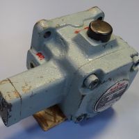 Хидравлична пластинчата помпа NACHI VDR-1B-1A2-21 variable vane pump 30L/min, снимка 4 - Резервни части за машини - 45239484