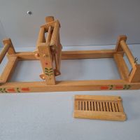 Спомен от миналото! Детско дървено станче за тъкане, снимка 4 - Колекции - 45537567