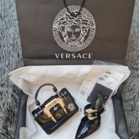 Versace дамски чехли, снимка 4 - Чехли - 44972329