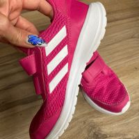 Оригинални юношески маратонки adidas AltaRun CF! 35 н, снимка 4 - Детски маратонки - 46090682