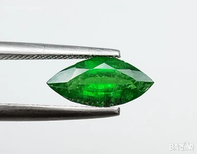 Цаворит гранат в блестящо наситено зелено - 0.98кт.! Нов!, снимка 1