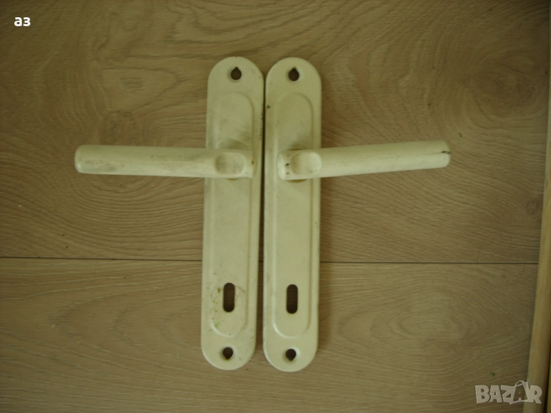 Дръжки за брава на врата, снимка 1