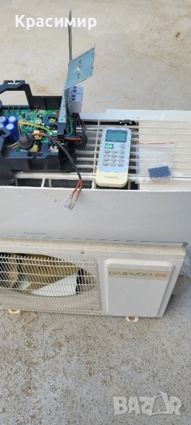 Климатик Daewoo/12/ Повредена платка , снимка 1