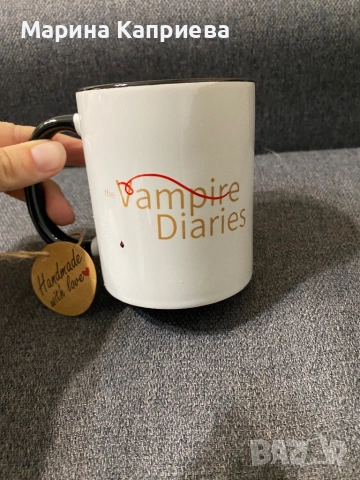 Нови тематични порцеланова чаши на Дневниците на вампира. Различни модели 