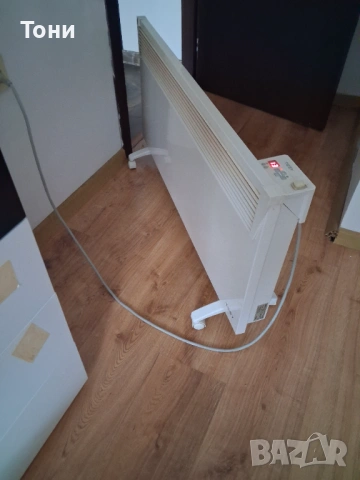 Продавам конвектор TESY стоящ, с възможност за монтиране на стена
