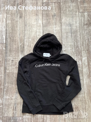 Дамски  черен памучен ватиран оригинален суичър суитшърт черен Calvin Klein качулка  памук памучен, снимка 3 - Спортни екипи - 51782022