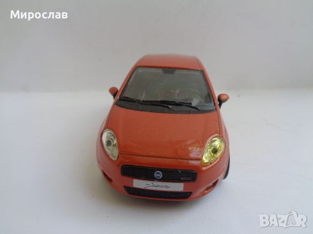  1:43 Motorama FIAT Grande Punto ИГРАЧКА КОЛИЧКА МОДЕЛ, снимка 2 - Колекции - 46724699