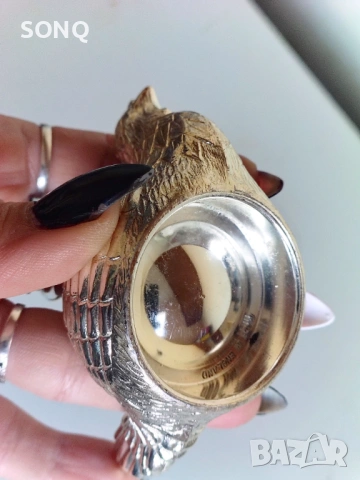 Прекрасна Посребрена Кокошка Поставка За Яйце,Солница, снимка 5 - Аксесоари за кухня - 53225578