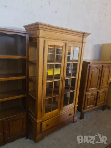 Класическа Витрина от Масивно Дърво (Дъб), снимка 10 - Секции и витрини - 54203228