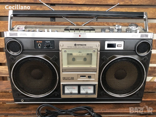 Радиокасетофон HITACHI TRK-8180Е