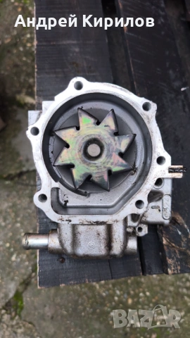 Водна помпа за Субару форестър, снимка 3 - Части - 53022661