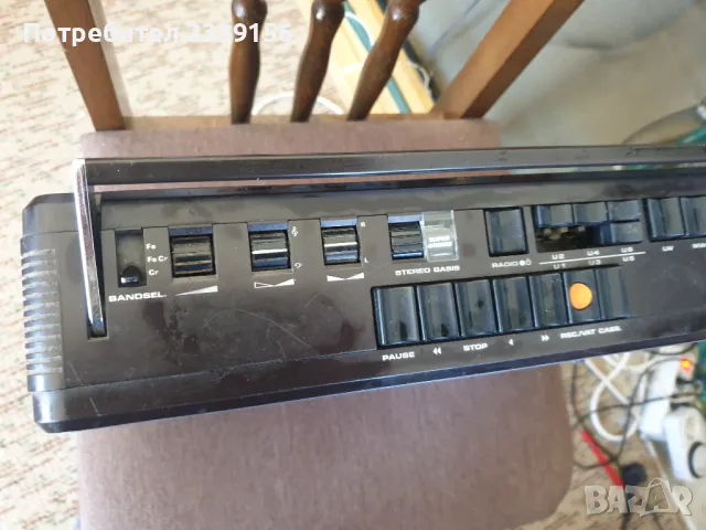 Радиокасетофон Grundig- West Germany, снимка 7 - Радиокасетофони, транзистори - 47310869