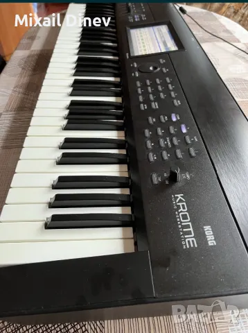 Korg krome , снимка 1 - Синтезатори - 47214254