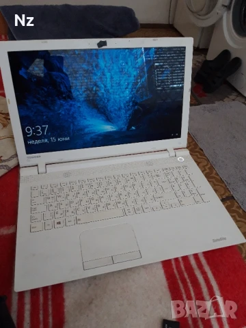 продавам Toshiba Satellite, снимка 2 - Лаптопи за дома - 50804440