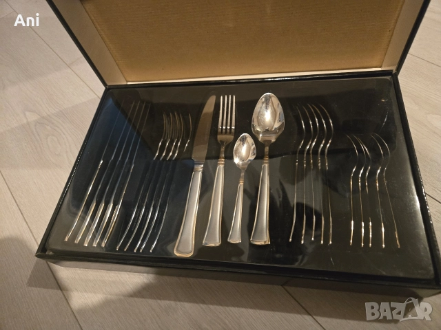 Страхотен комплект от 24 части прибори за хранене