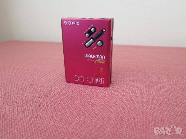 Sony walkman quartz WM-DD3 Red,1989г, снимка 11 - Радиокасетофони, транзистори - 46606067