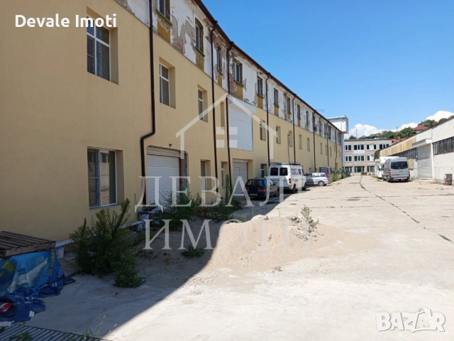 Промишлено помещение с голям потенциал   гр. Русе, снимка 2 - Складове - 51640429