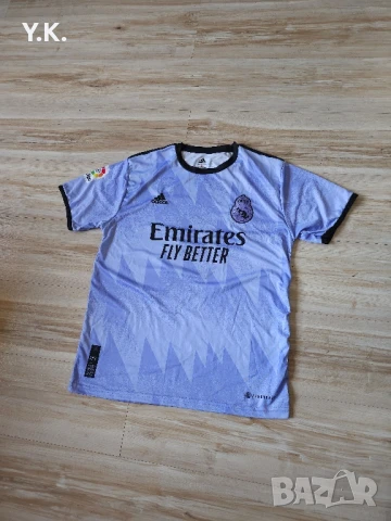 Мъжка тениска Adidas AeroReady x F.C. Real Madrid x Benzema / Season 22-23 (Away), снимка 2 - Тениски - 51337959