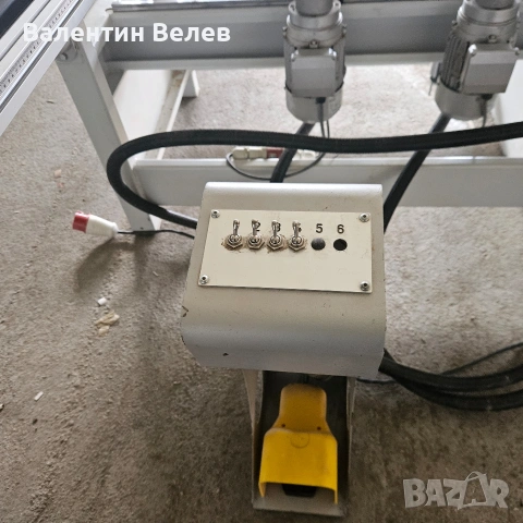 Почти нова триглава многошпинделна машина VITAP FORMA 3, снимка 14 - Други машини и части - 53632050