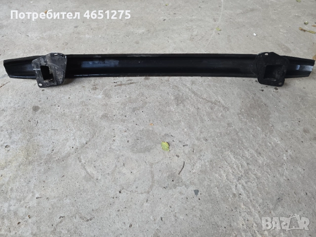 Основа греда за задна броня за Фолксваген Голф 4, снимка 3 - Части - 52493103