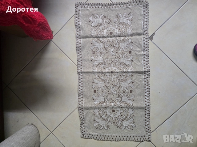 Ръчно везани покривки , снимка 4 - Декорация за дома - 52103345