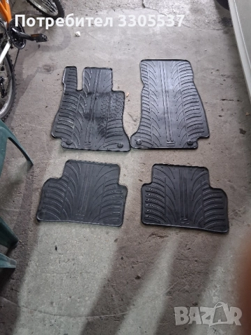 Гумени стелки за Мерцедес Бенз W213