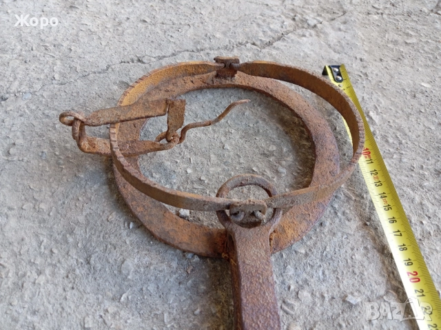 старинен голям кован капан, снимка 4 - Антикварни и старинни предмети - 52432446