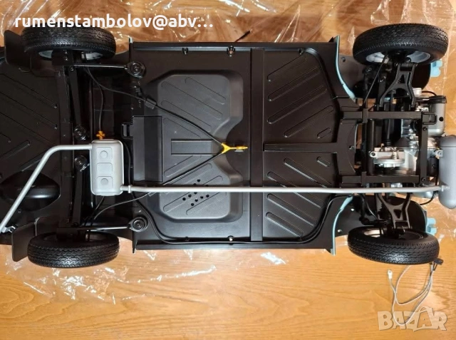 Трабант 601 deluxe + каравана 1:8, снимка 4 - Колекции - 53047426