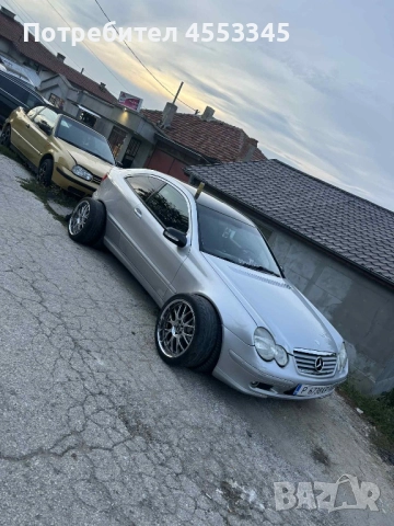 Mercedes c200 compressor Sport coupe, снимка 2 - Автомобили и джипове - 52568265