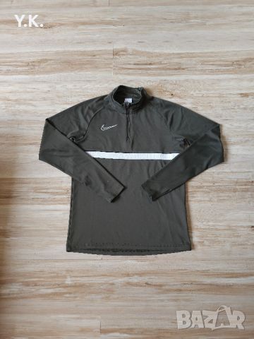 Оригинално мъжко горнище Nike Dri-Fit, снимка 1 - Спортни дрехи, екипи - 45318303
