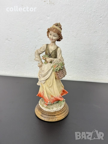 Порцеланова фигура на Джузепе Армани. №8127