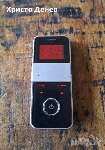 часовник будилник за пътуване Marksman Марксман дигитален с калъф