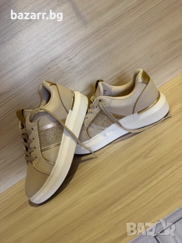 Дамски маратонки, снимка 3 - Маратонки - 54182277