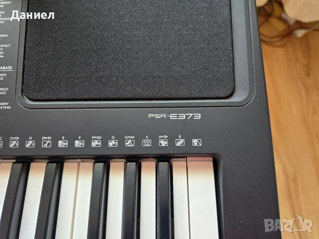 Дигитален синтезатор пиано Yamaha PSR-373, снимка 5 - Синтезатори - 53606142