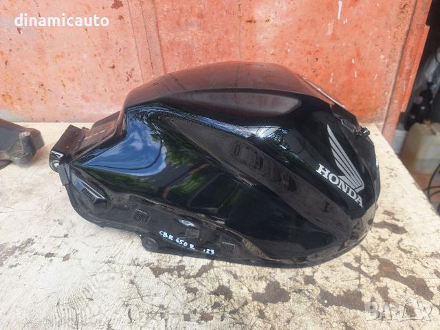 Резервоар за Honda CBR650R 23г., снимка 1 - Части - 45608028