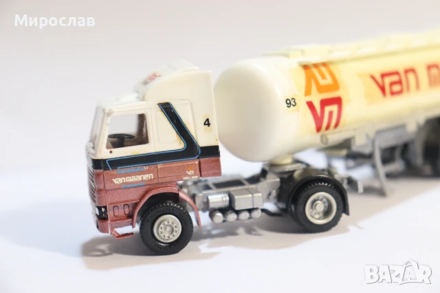 HERPA 1:87 H0 SCANIA ТИР КАМИОН ЦИСТЕРНА КОЛИЧКА МОДЕЛ, снимка 4 - Колекции - 50767269