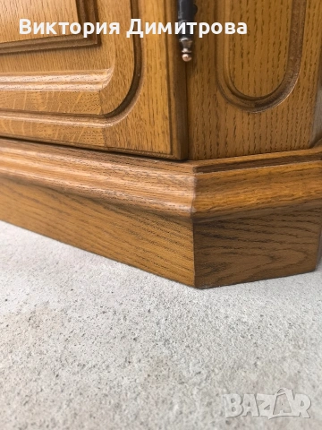 Шкаф / Малък скрин, снимка 9 - Шкафове - 53612205